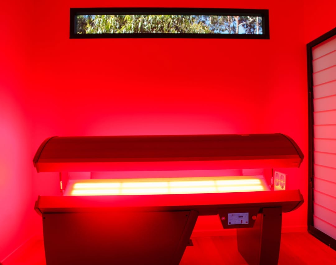 How To Use A Led Light Therapy Machine Effectively